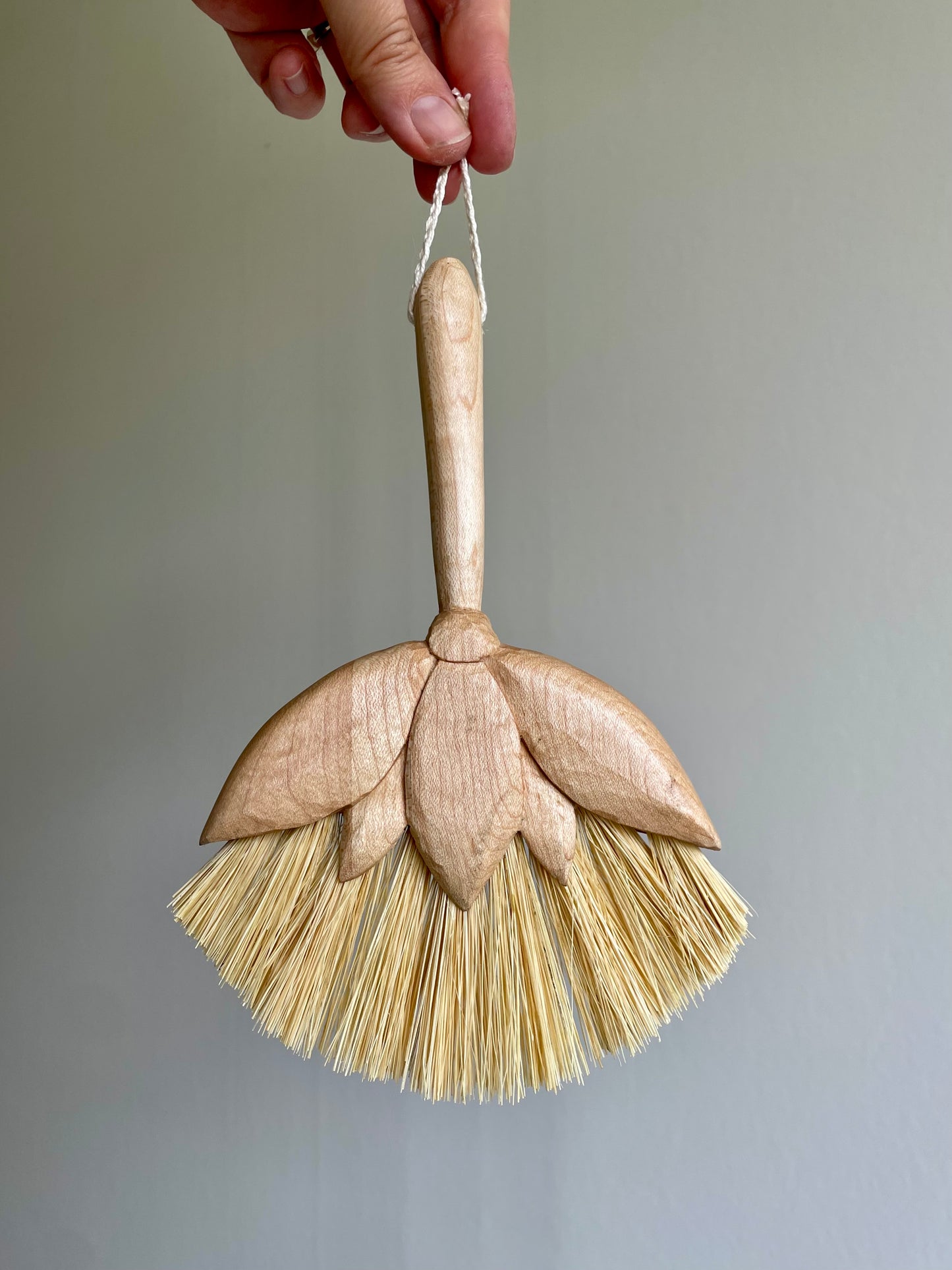 Flower Brush in Maple