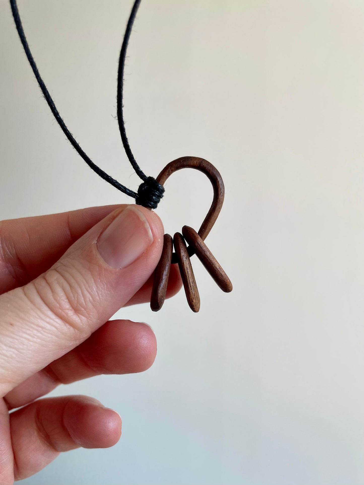 Walnut Oval with Three Beads